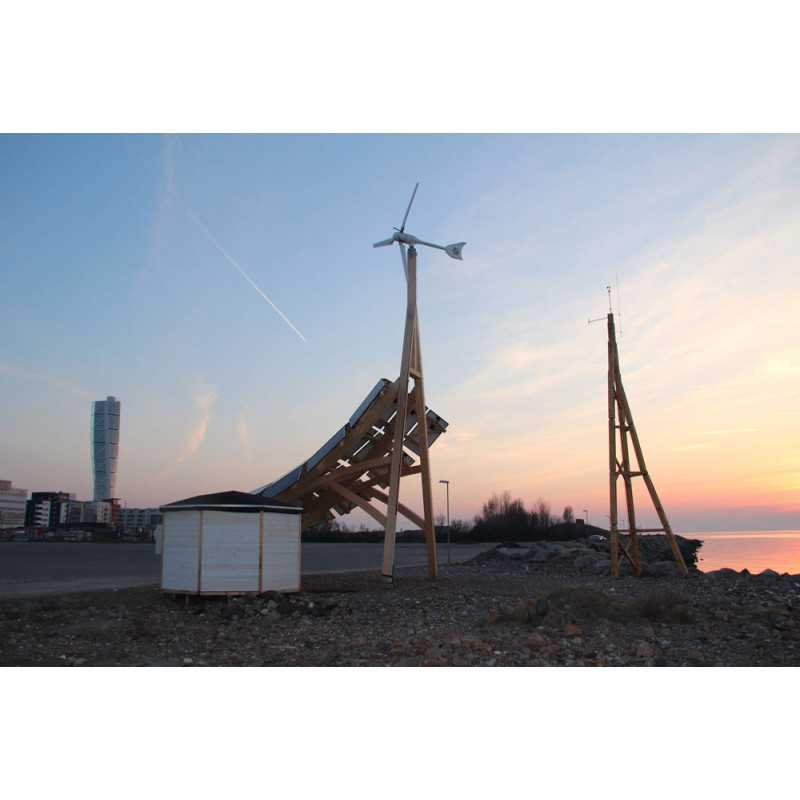 Girafe 2.0 centrale éolienne et solaire hybride InnoVentum