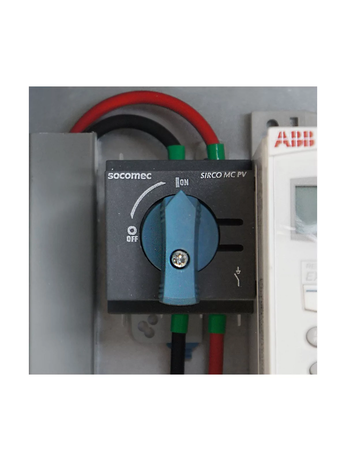 Caja de transformación y seguridad para bombeo solar 3x400V