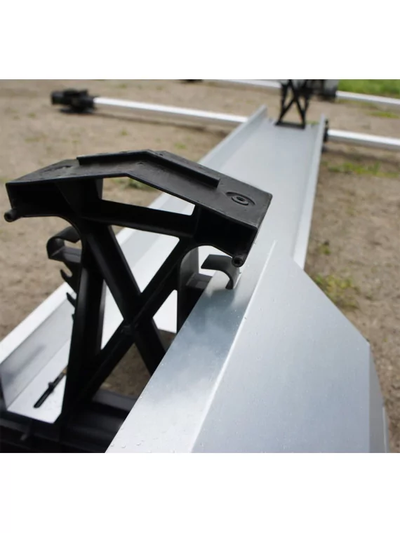 Back wind deflector for FlatFix racking system